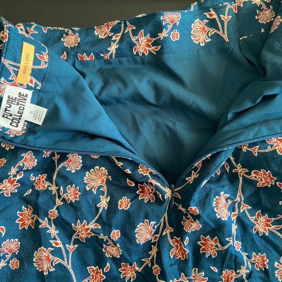 Future Collective-Jenny K Lopez Blue floral skirt-size 30 NWT - Picture 7 of 8